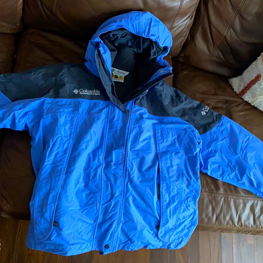 COLUMBIA Snow Jacket. Size L